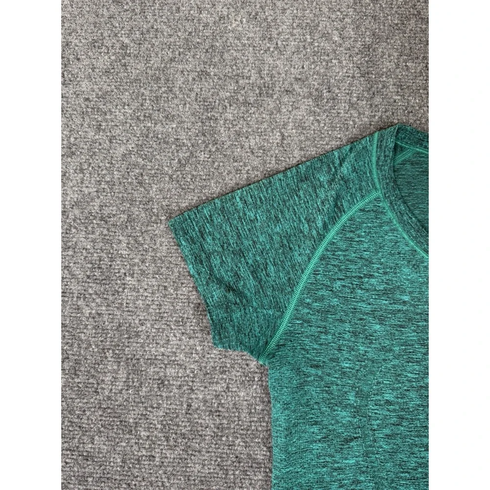 Lululemon Swiftly Tech Short Sleeve Shirt Womens Size 6 Green Yoga Gym Top
